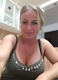 Emily R.